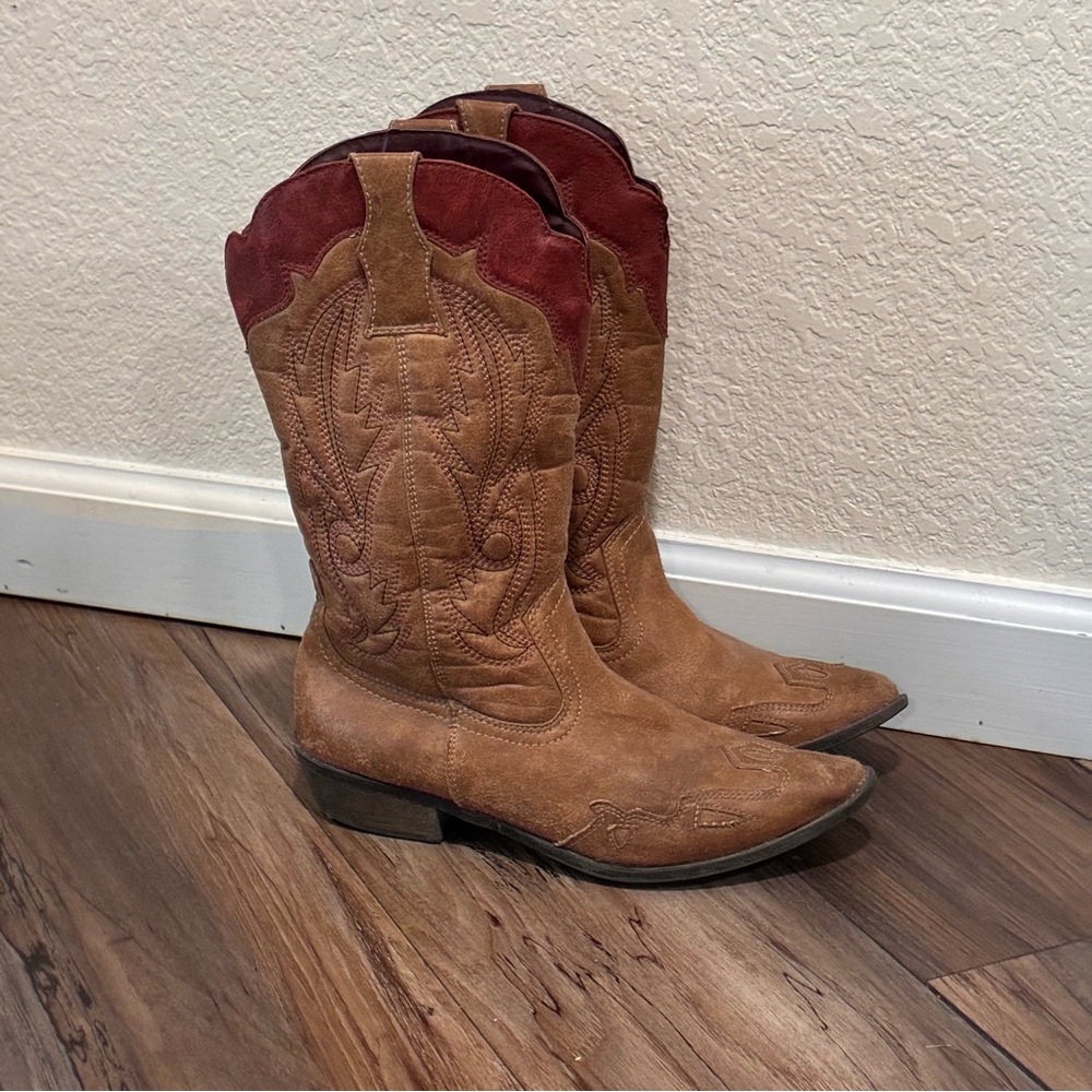 Coconuts by Matisse Gaucho Western Boots Brown & Burgundy size 8